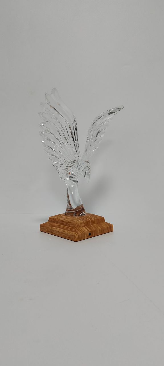 Eagle Table Lamp